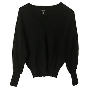 RW & CO. Women's Black V-Neck Sweater Size M